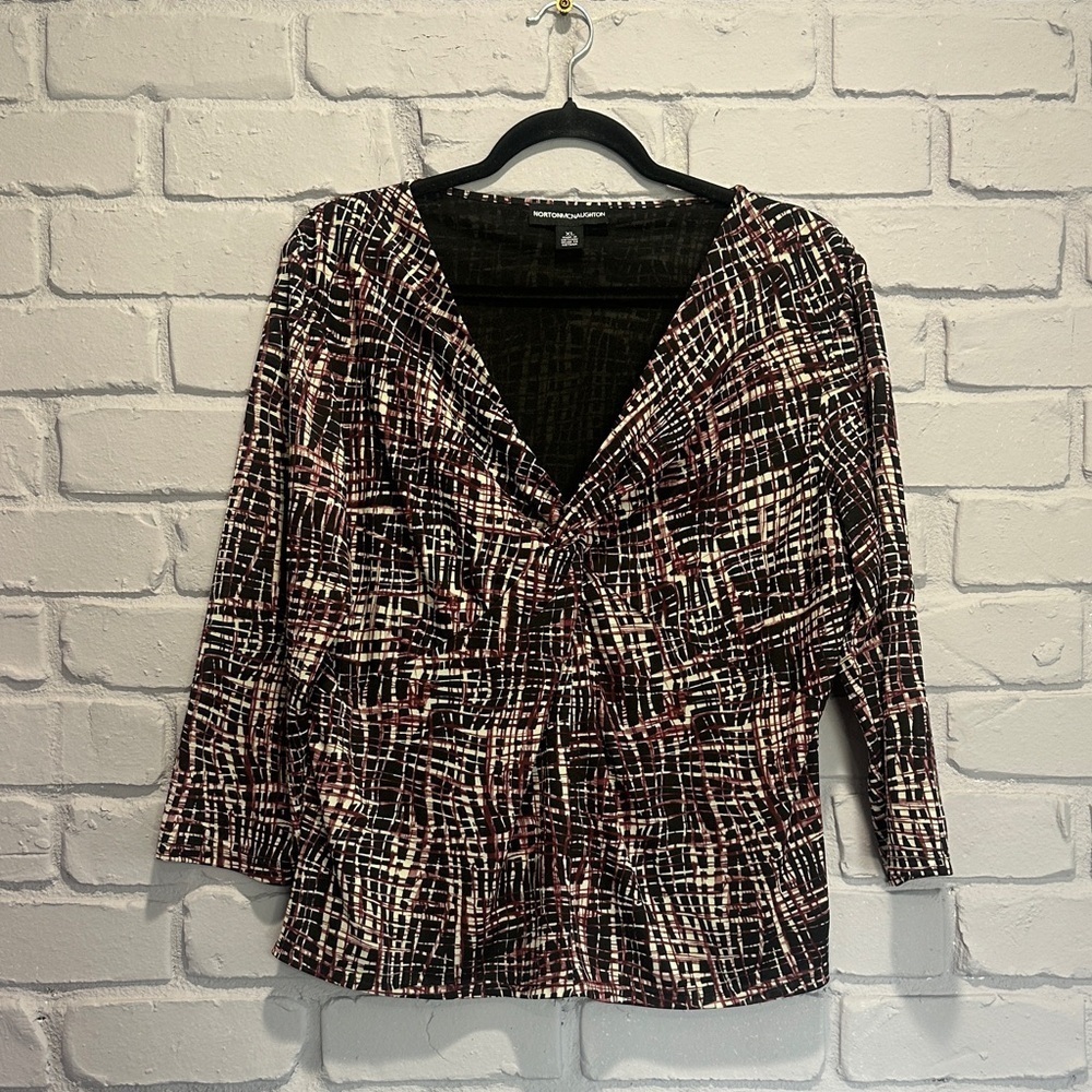 NWOT Norton McNaughton Black and Red Top size XL